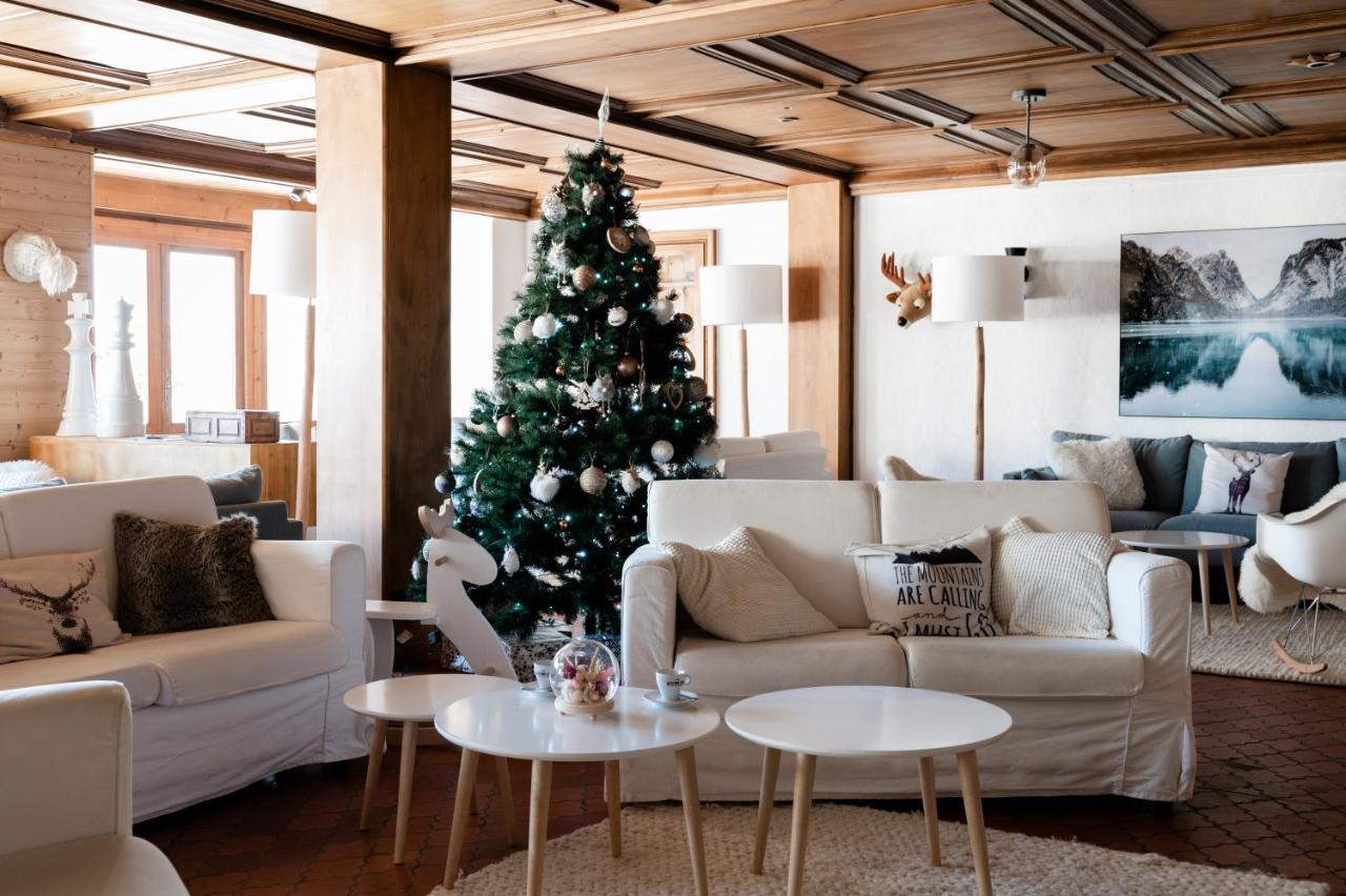Hotel Les Roches Fleuries 4*