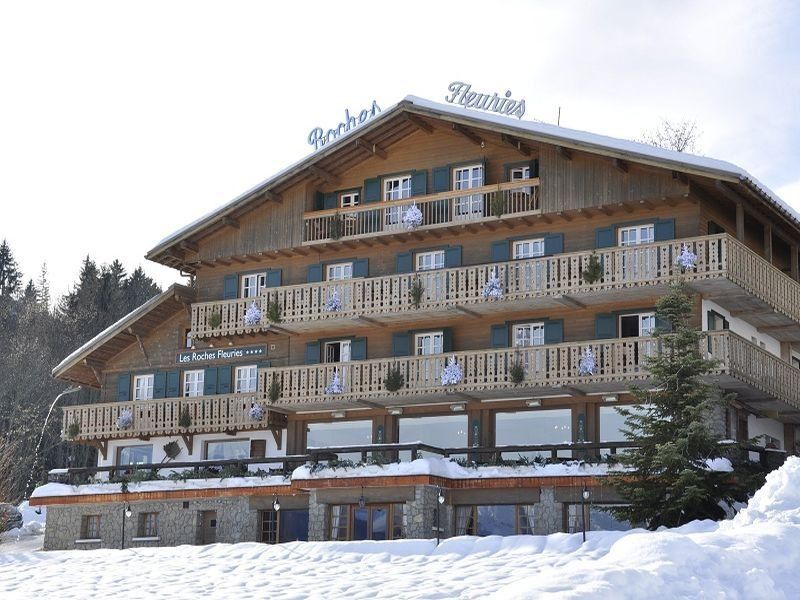 Hotel Les Roches Fleuries 4*